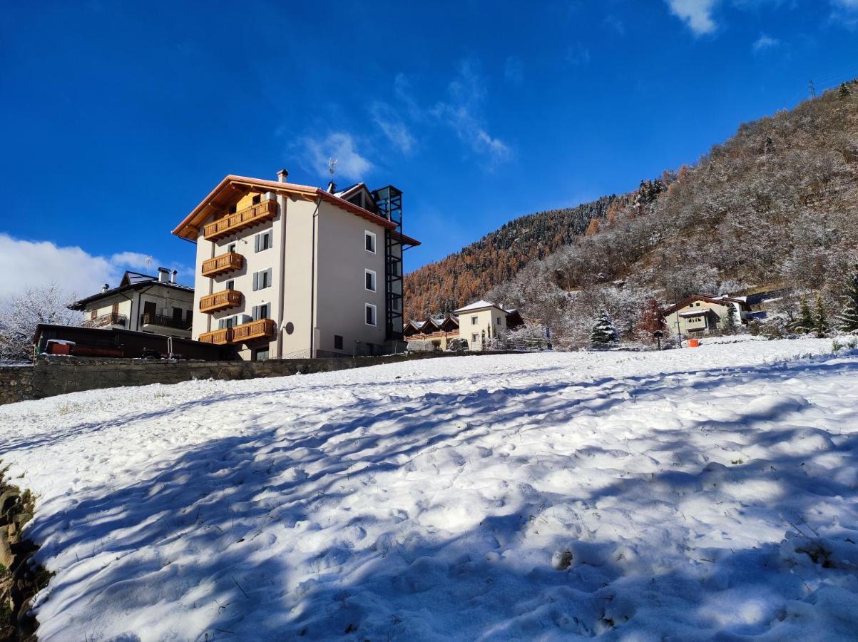 Apartment "Casa Maya" Mezzana  Exteriér fotografie